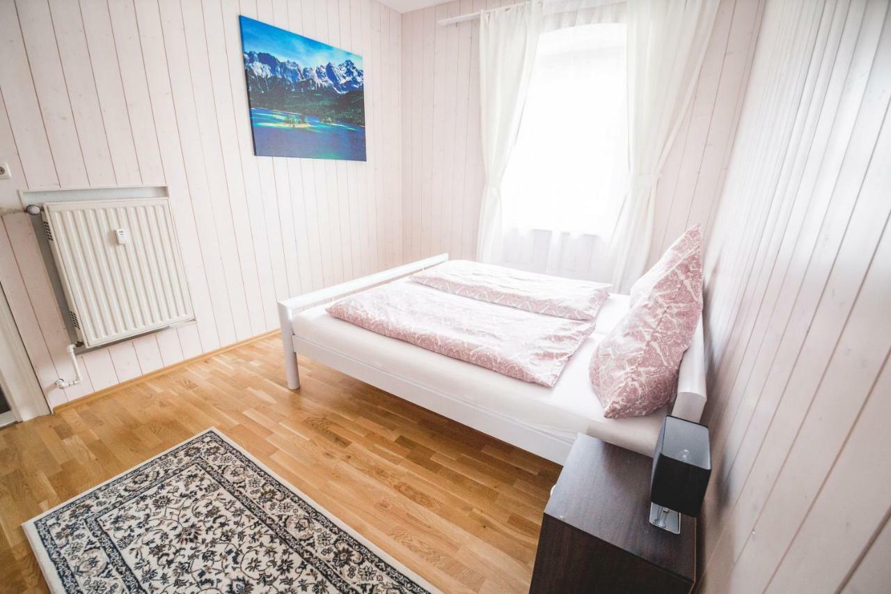 Ferienwohnung Alpi Garmisch-Partenkirchen Exterior foto